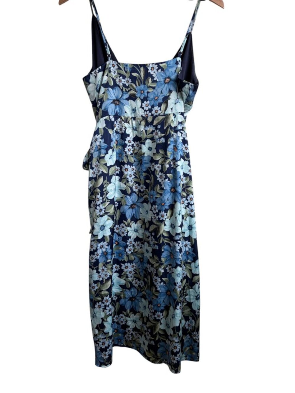 Lulus Womens Dress Size Medium Totally Romantic Quiet Luxury Floral Wrap Midi - Picture 4 of 8